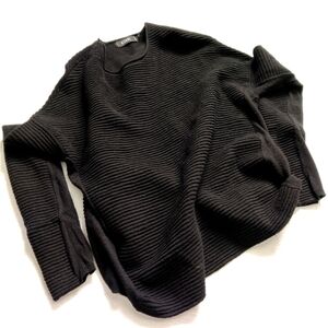 ICONE Simons wool and cashmere blend black sweater